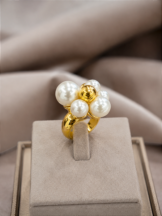 Anel pérolas dourado