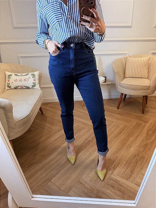 Calça jeans mom com elastano Rose