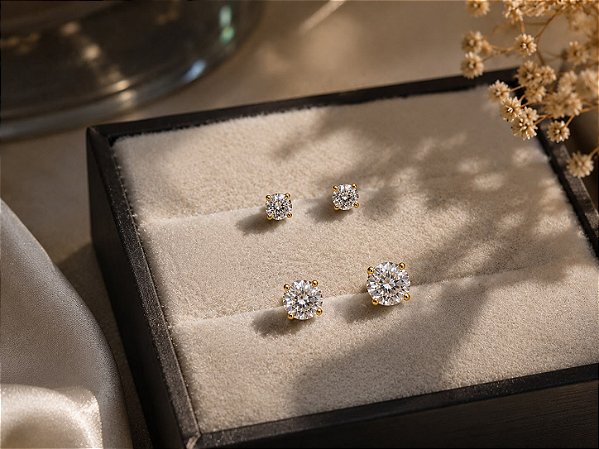 Dupla de brincos crav. cristal dourado