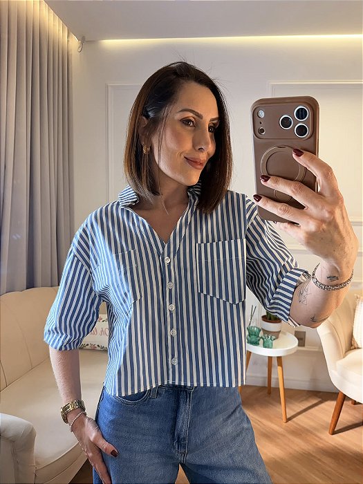 Camisa curta ampla listrada