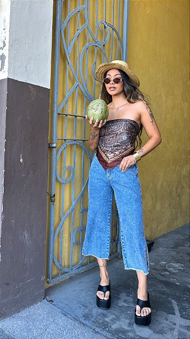 Calça Feminina Pantacourt Jeans Com Racha Godli
