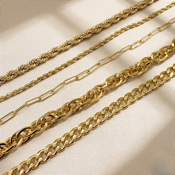 BRACELETES E PULSEIRAS QUE ENCANTAM