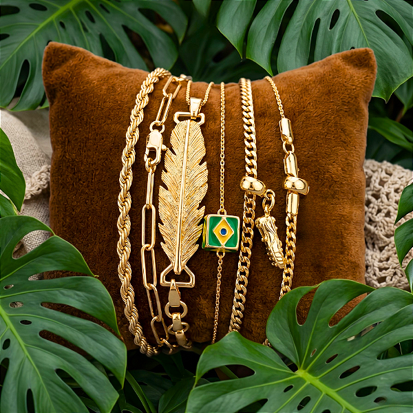 Pulseira da Pena ✨🪶 Uma joia ancestral para mulheres de alma livre.