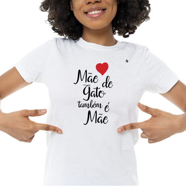 CAMISETA MÃE E PAI DE GATO TAMBÉM É MÃE E PAI