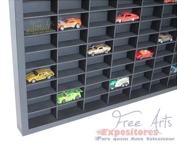 Estante Expositor 100 Nichos Preto Com Portas de Acrílico