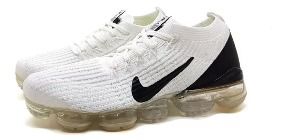 vapormax 3.0 preto e branco