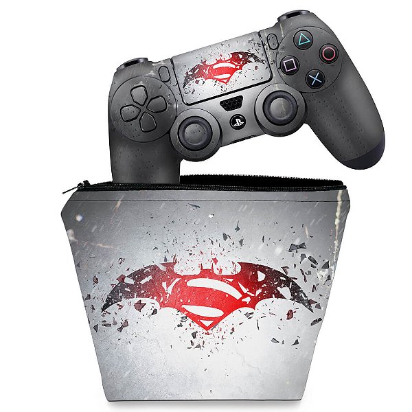 KIT Capa Case e Skin PS4 Controle  - Batman Vs Superman Logo