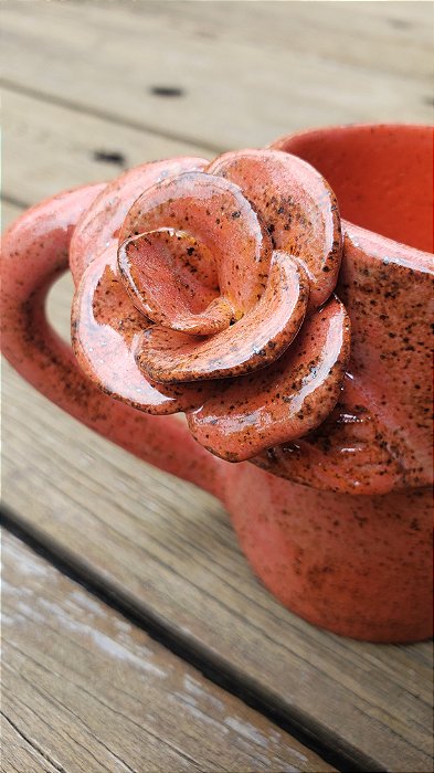XÍCARA FLORAL GOIABA DB120