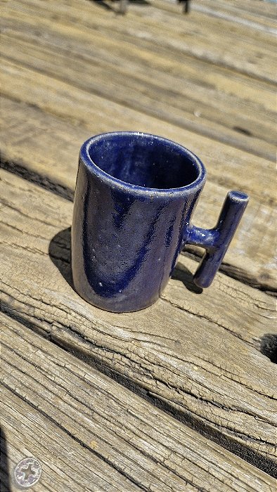 Xícara alça em T azul