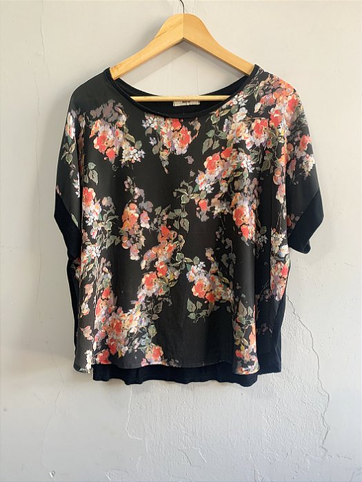 Blusa preta cheap marisa