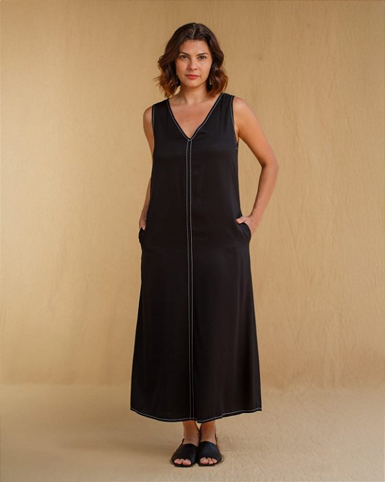 VESTIDO PRETO PESPONTO