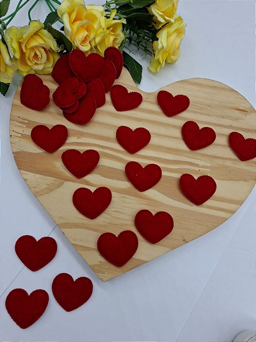 Aplique Coração Veludo Cotele com 5 uni Vermelha.