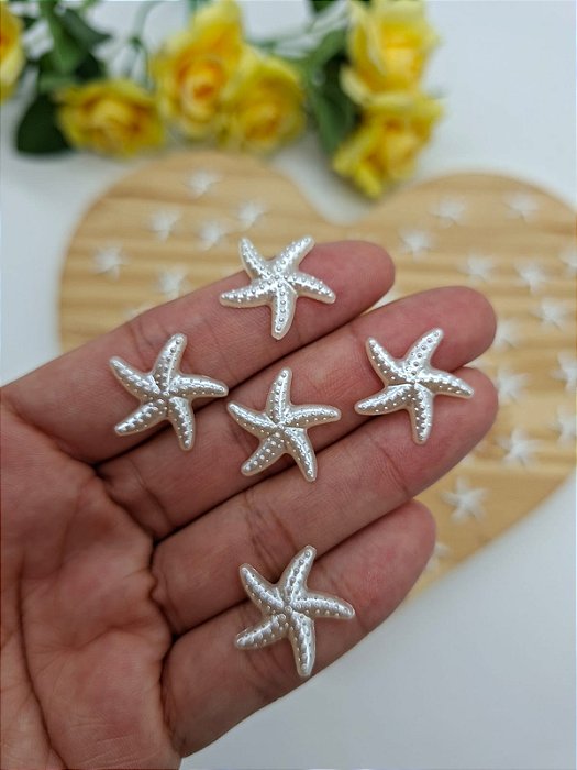 Aplique Estrela Perolada em ABS, com 10 unidades 2cm.