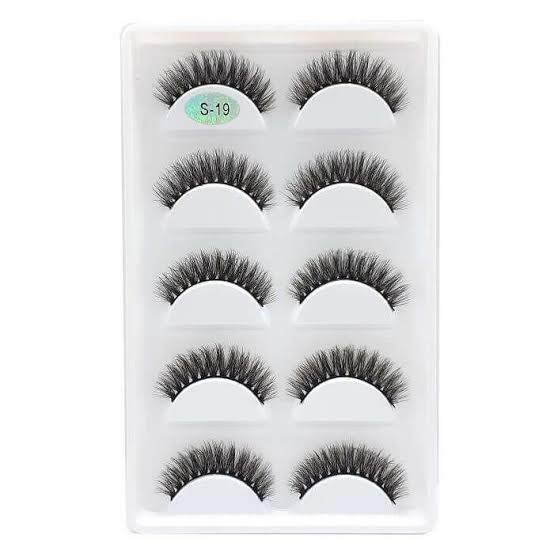 S19 - CARTELA DE CÍLIOS 5 PARES 3D