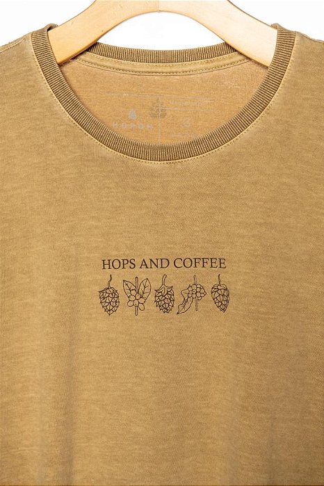 Camiseta Hops and Coffee Hop.oh - Areia Estonada