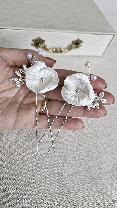 Par Gancho Brisa Floral