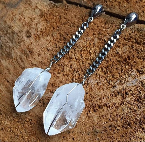 Brinco Plus Quartzo Branco