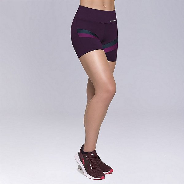 Shorts Com Recorte Lilás - Selene