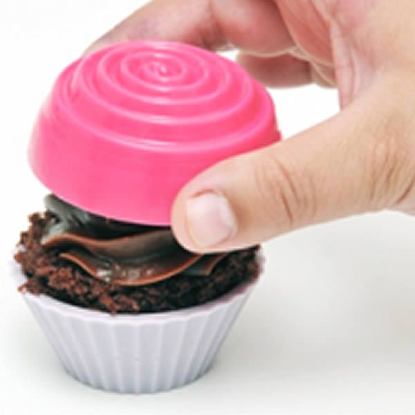 Forma para Chocolate com Silicone Porta Jóias Cupcake 60g Ref. 26 BWB 1unid