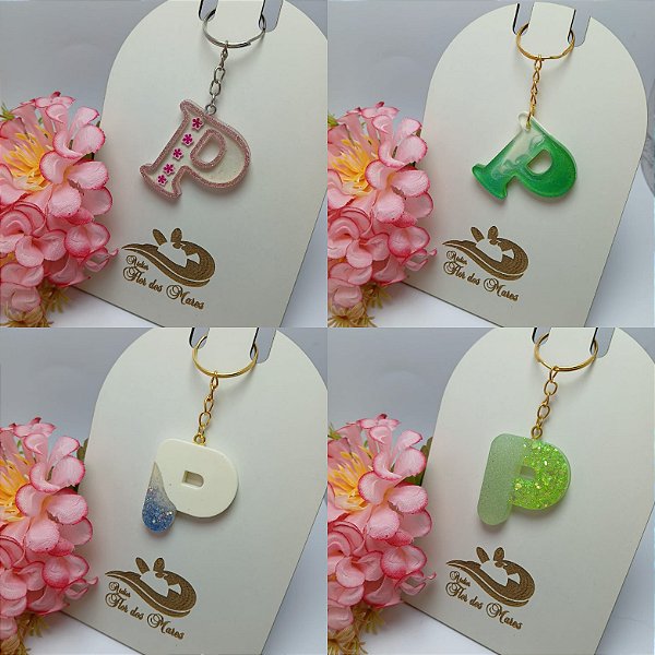 Chaveiro em resina Letra P