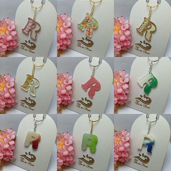 Chaveiro em resina Letra R