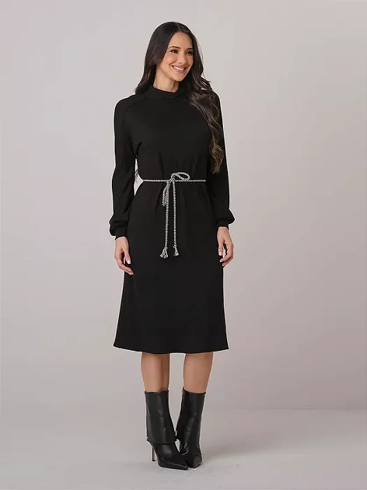 Vestido Viviane em modelagem reta Tata Martello