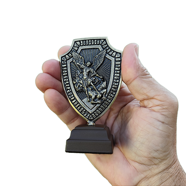 Adorno de Mesa Escudo São Miguel Arcanjo Metal 10.5 cm