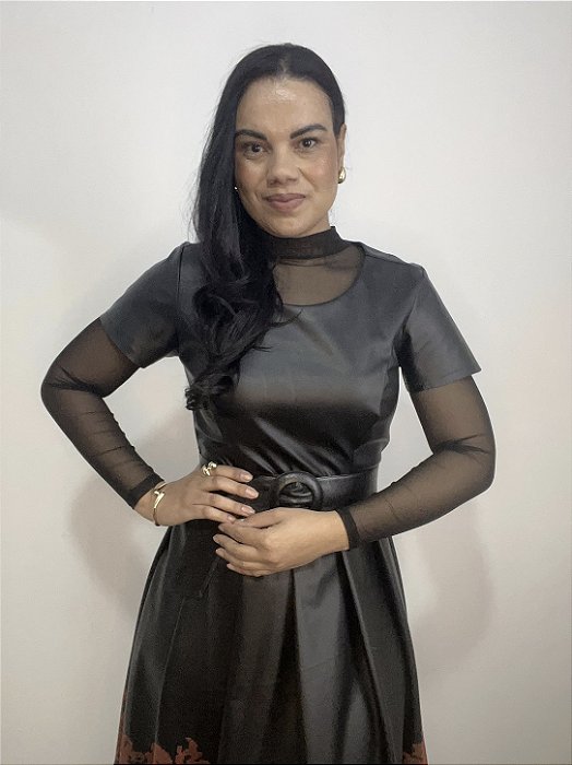 Blusa Tule Preta