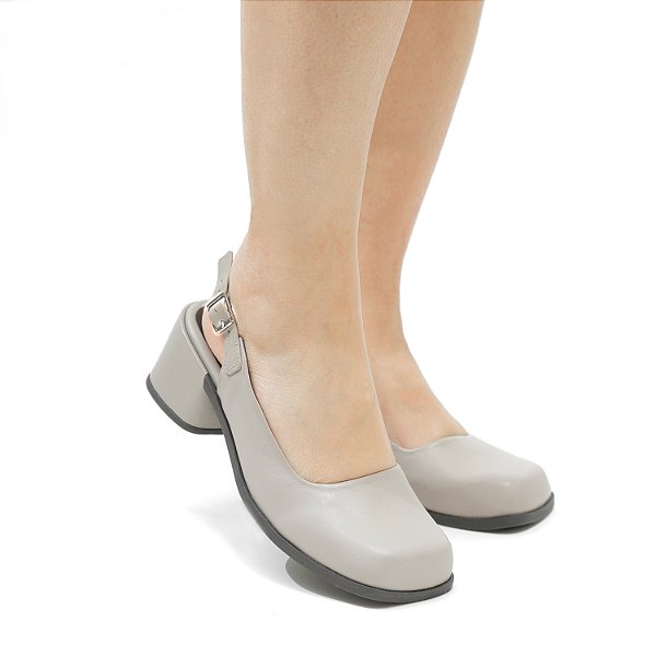 Sapato slingback Nubia