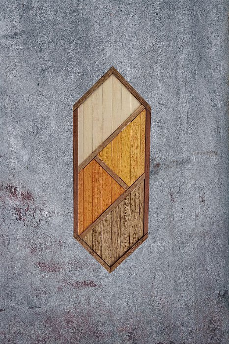 Quadro de parede em madeira com arte geométrica Dália 2