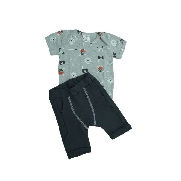 Conjunto Pirata Body e Bermuda