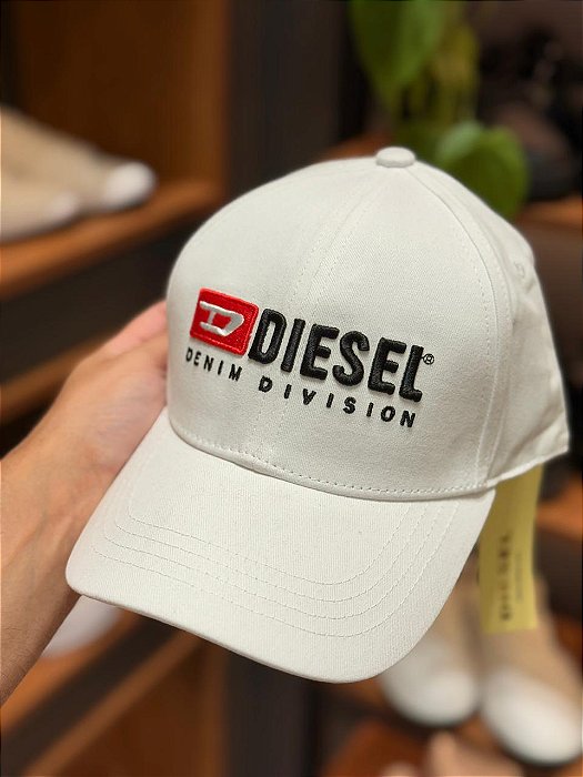 Boné Diesel