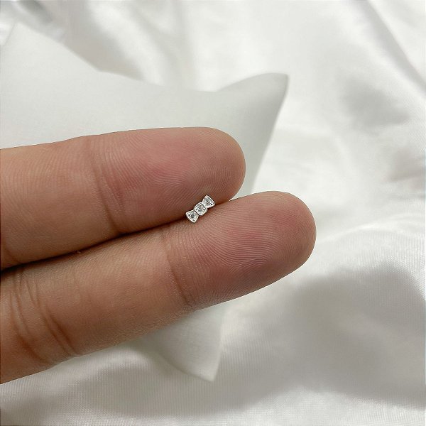 Piercing Bala em Prata com Zircônias