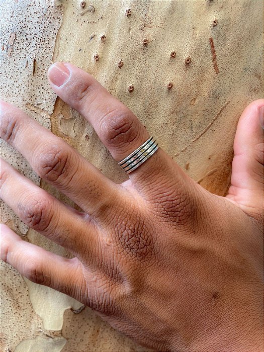 Anel Masculino Três Linhas em Prata