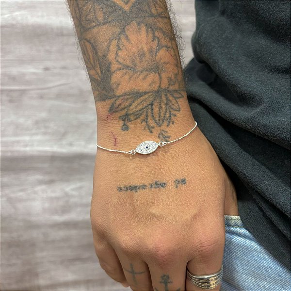 Pulseira Olho Grego Cravejada em Prata