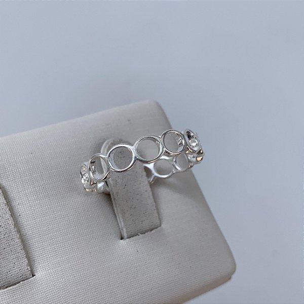 Anel Círculos Vazados em Prata
