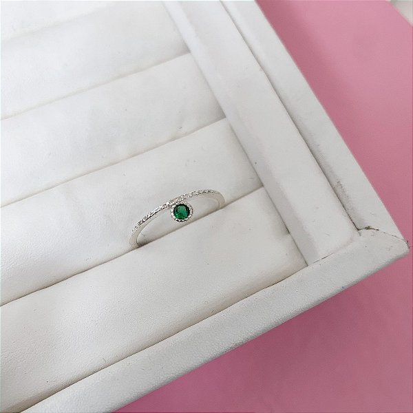Anel em Prata com Pedra Verde