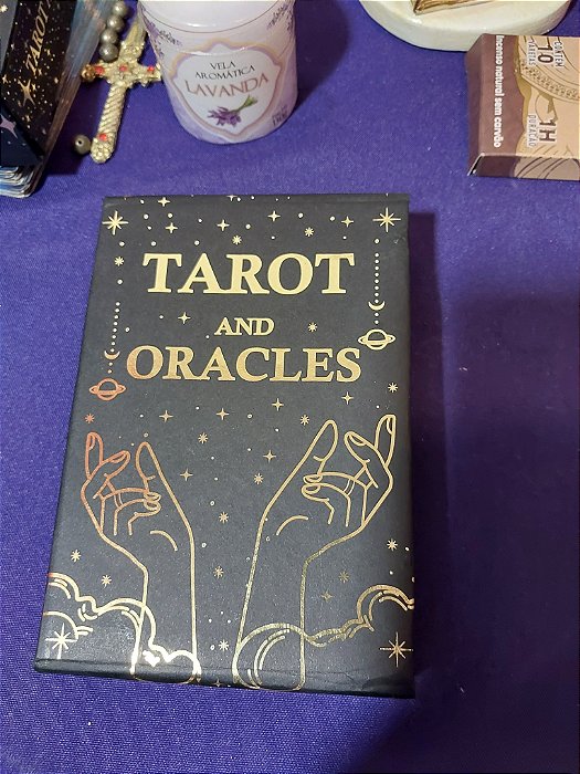Porta Tarot Preto com Dourado - Edição Luxo ✨ Mãos 🔮