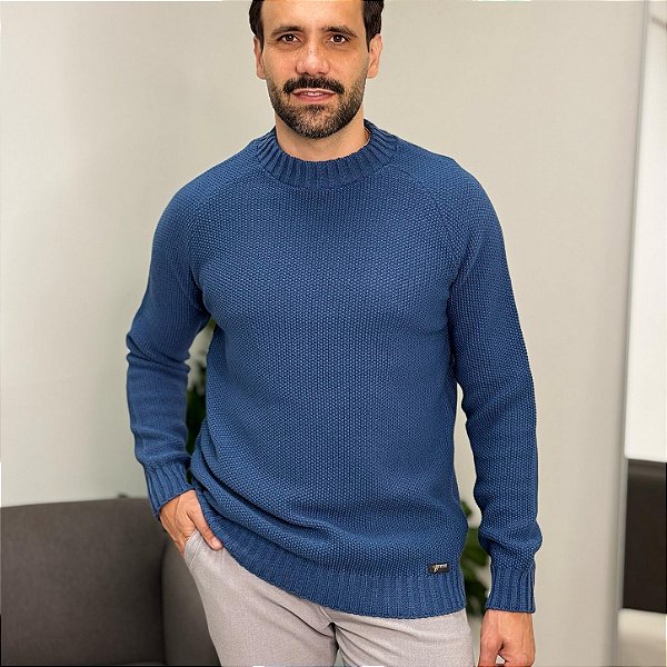 Blusão masculino decote redondo