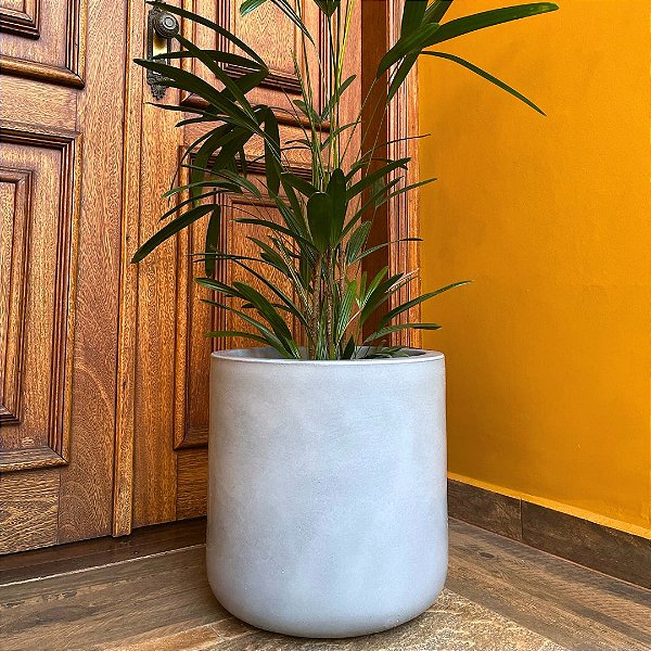 Vaso Doha Cilindro para Plantas de Polietileno - Alpe & Aritana