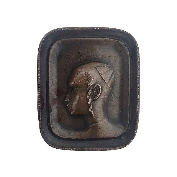 Pequena placa de parede em bronze " Yemenite Boy"