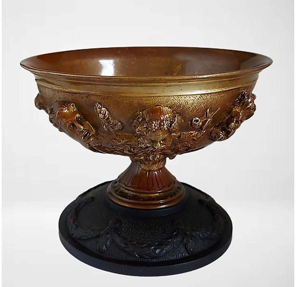 Pequeno vaso tazza em bronze fundido