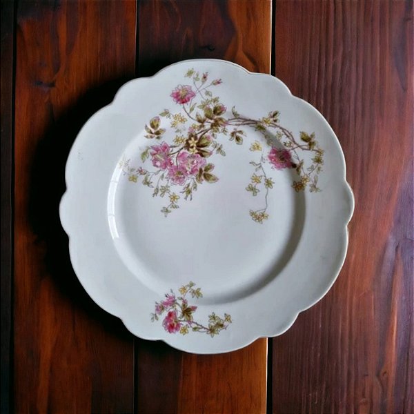 Prato raso em fina porcelana francesa Limoges