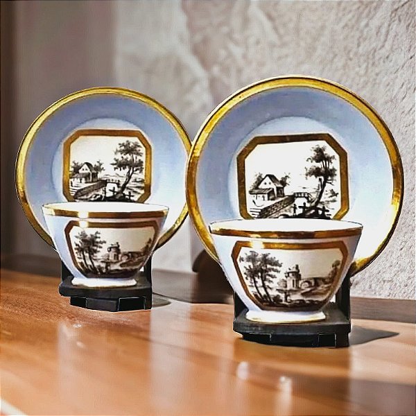 Par de xícara com pires em porcelana Sévres Império francês