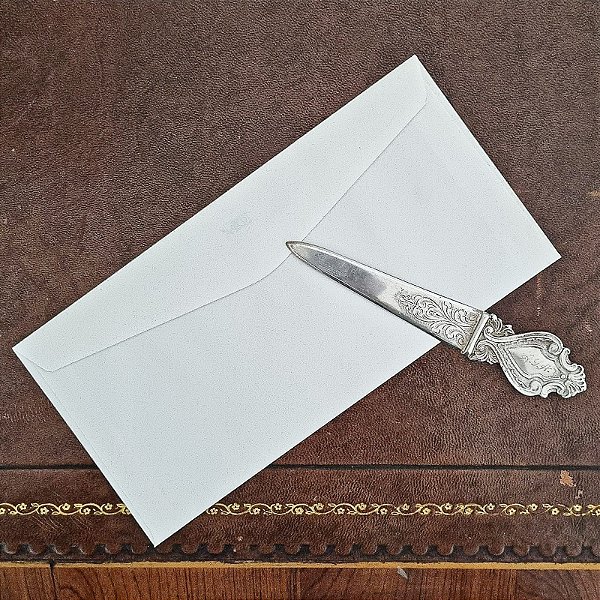 Antiga espátula abre cartas em prata de lei