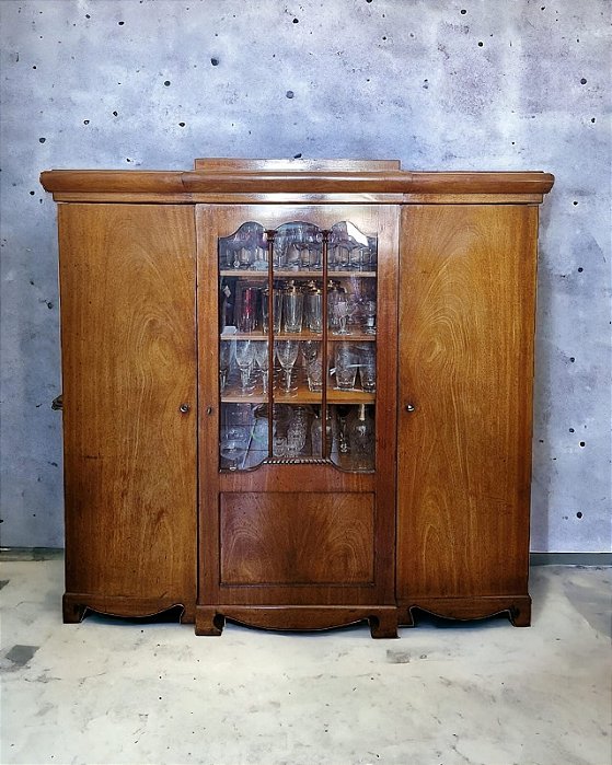 Antigo móvel vitrine Dinamarquês