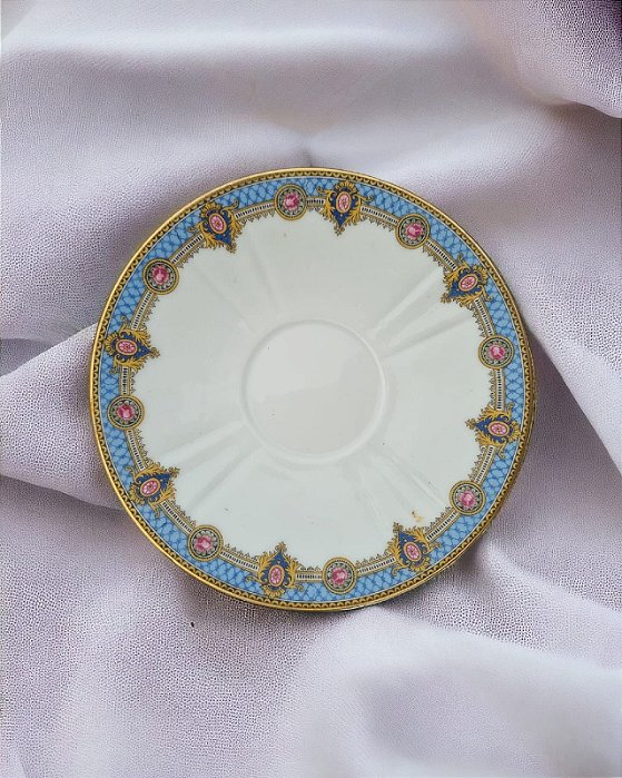 Pratinho para xícara  em porcelana francesa Limoges