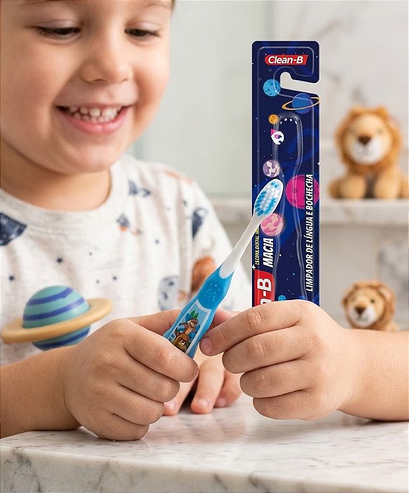 Escova dental infantil macia