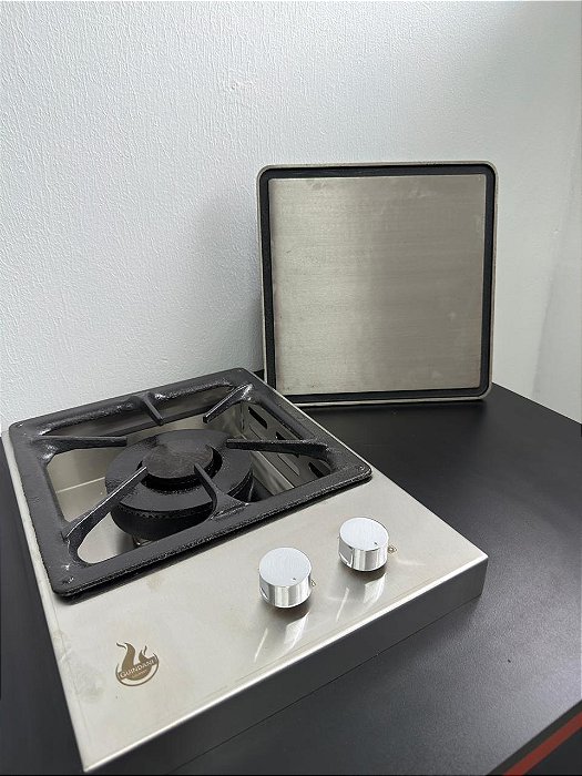 Combo Platinum:  Bifeteira de Embutir 32 cm modelo Platinum + Chapa em Ferro Fundido