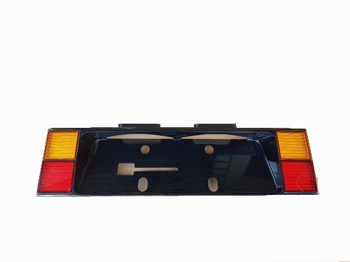 MOLDURA PLACA TRAS SANTANA 91/98 AMBAR